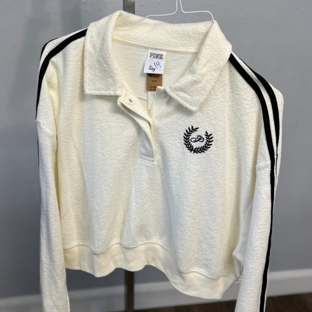 PiNK by VS Cropped Pullover NWT